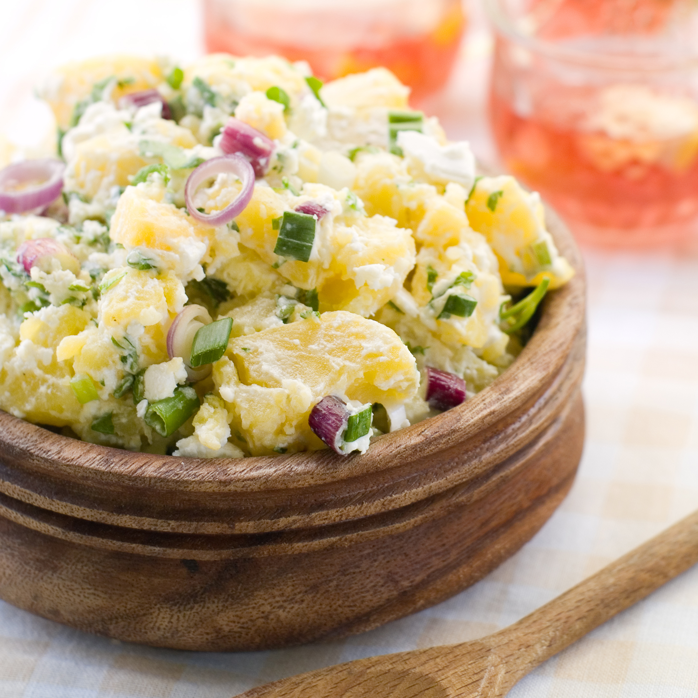 Fruchtiger Kartoffelsalat mit Hühnchen Fruchtiger Kartoffelsalat mit Hühnchen